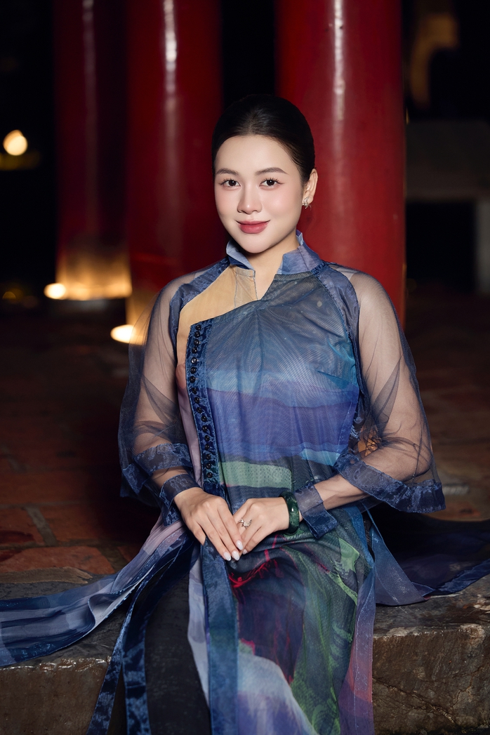 Vũ Thùy Linh tham gia biểu diễn chuỗi chương trình nghệ thuật mừng đại lễ A80- Ảnh 4. Vũ Thùy Linh tham gia biểu diễn chuỗi chương trình nghệ thuật mừng đại lễ A80- Ảnh 4.