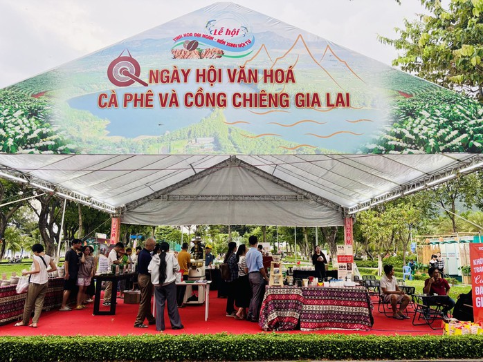 Khám phá tinh hoa ẩm thực và cà phê đặc sản Gia Lai giữa lòng Quy Nhơn - Ảnh 10.
