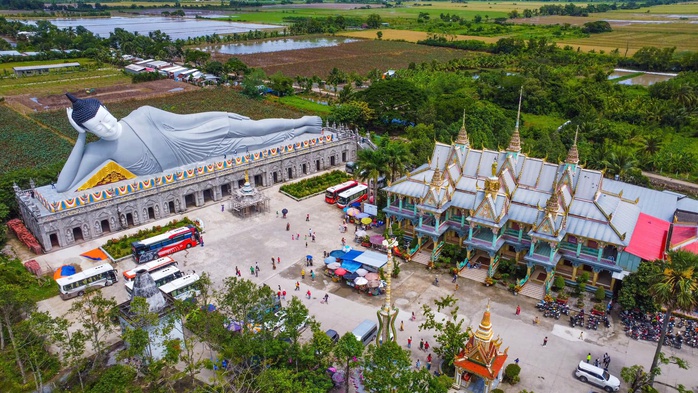 Chiêm ngưỡng ngôi chùa có tượng Phật nằm lớn nhất nước- Ảnh 1. Chiêm ngưỡng ngôi chùa có tượng Phật nằm lớn nhất nước- Ảnh 1.
