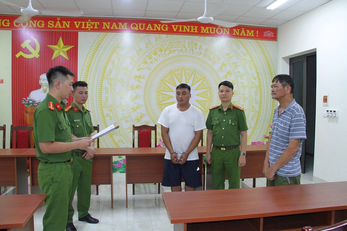 Lừa đảo hơn 152 tấn mủ cao su, vận chuyển hàng ngàn km tới bán ở Đồng Nai cũ- Ảnh 2. Lừa đảo hơn 152 tấn mủ cao su, vận chuyển hàng ngàn km tới bán ở Đồng Nai cũ- Ảnh 2.