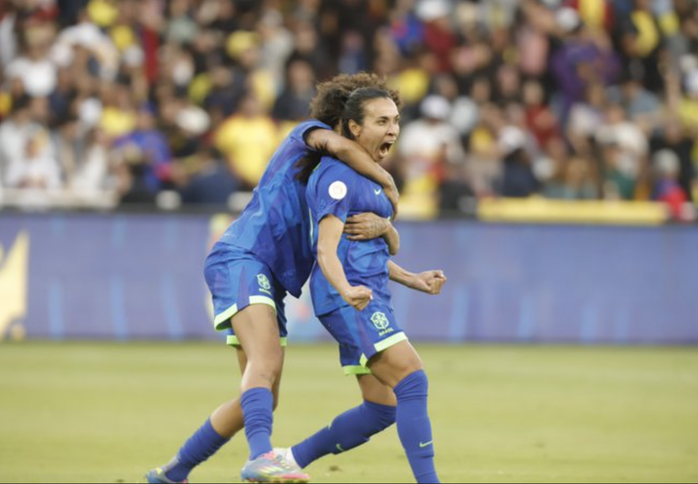 Siêu sao 39 tuổi Marta tỏa sáng, tuyển nữ Brazil vô địch Copa America 2025 - Ảnh 4.