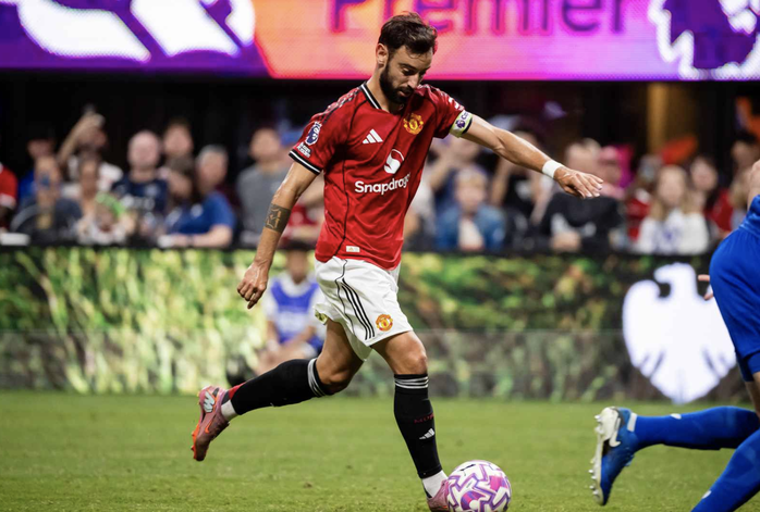 Man United hòa Everton, HLV Ruben Amorim có danh hiệu đầu tay cùng "Quỷ đỏ"- Ảnh 4. Man United hòa Everton, HLV Ruben Amorim có danh hiệu đầu tay cùng "Quỷ đỏ"- Ảnh 4.