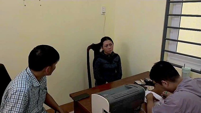 Bắt giữ đôi tình nhân đột nhập nhà dân trộm 10 bao hồ tiêu- Ảnh 2. Bắt giữ đôi tình nhân đột nhập nhà dân trộm 10 bao hồ tiêu- Ảnh 2.