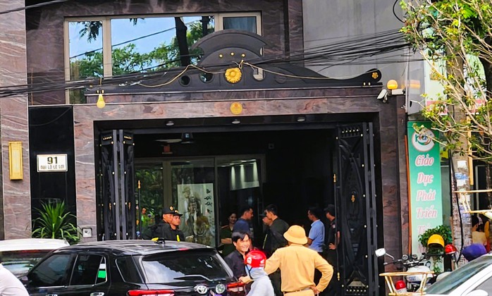 Trùm giang hồ Vi "ngộ" đứng sau công ty bỏ ngoài sổ sách 33 tỉ đồng- Ảnh 2. Trùm giang hồ Vi "ngộ" đứng sau công ty bỏ ngoài sổ sách 33 tỉ đồng- Ảnh 2.