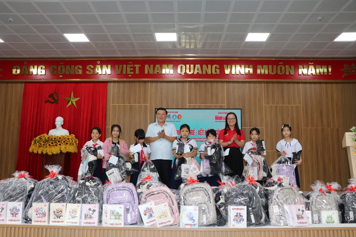 Đoàn Báo Người Lao Động và Thành đoàn Đà Nẵng tổ chức nhiều hoạt động ý nghĩa- Ảnh 9.