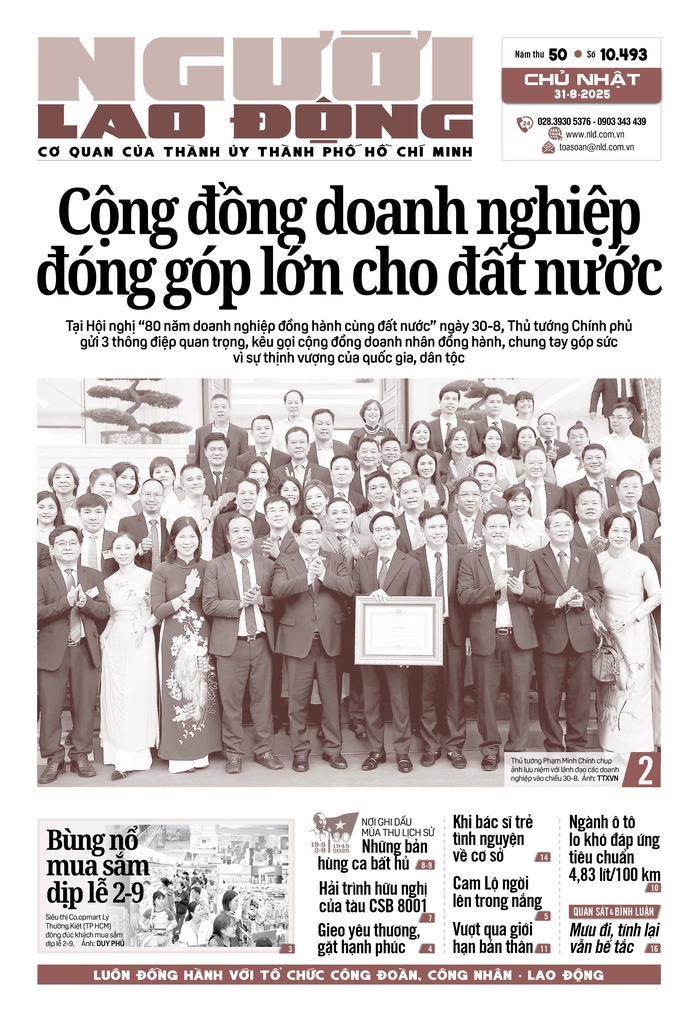 Báo in ngày 31-8: Bùng nổ mua sắm dịp lễ 2-9- Ảnh 1. Báo in ngày 31-8: Bùng nổ mua sắm dịp lễ 2-9- Ảnh 1.