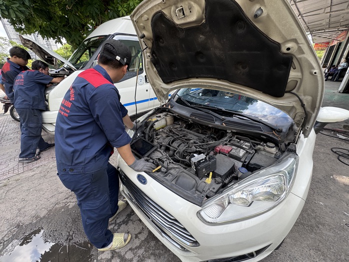 TƯ VẤN: Hạn chế xe bị thủy kích mùa mưa bão- Ảnh 1. TƯ VẤN: Hạn chế xe bị thủy kích mùa mưa bão- Ảnh 1.
