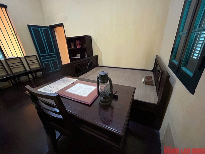 Căn nhà nơi Chủ tịch Hồ Chí Minh viết "Lời kêu gọi toàn quốc kháng chiến"- Ảnh 6. Căn nhà nơi Chủ tịch Hồ Chí Minh viết "Lời kêu gọi toàn quốc kháng chiến"- Ảnh 6.