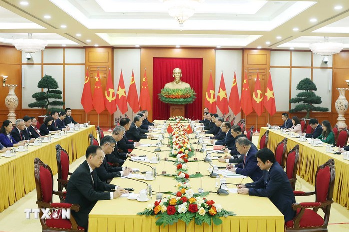 Tổng Bí thư Tô Lâm tiếp Ủy viên trưởng Nhân đại toàn quốc Trung Quốc Triệu Lạc Tế- Ảnh 4. Tổng Bí thư Tô Lâm tiếp Ủy viên trưởng Nhân đại toàn quốc Trung Quốc Triệu Lạc Tế- Ảnh 4.