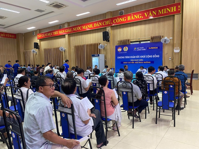 Hàng trăm đoàn viên, người lao động ở Đà Nẵng được chăm sóc sức khỏe miễn phí- Ảnh 2. Hàng trăm đoàn viên, người lao động ở Đà Nẵng được chăm sóc sức khỏe miễn phí- Ảnh 2.