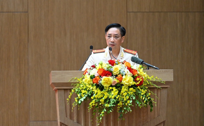 Hàng giả "núp bóng" doanh nghiệp hợp pháp, quy mô hàng chục ngàn tỉ đồng- Ảnh 1. Hàng giả "núp bóng" doanh nghiệp hợp pháp, quy mô hàng chục ngàn tỉ đồng- Ảnh 1.