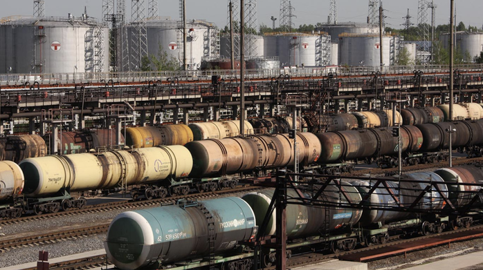 OPEC+ nỗ lực giành lại thị trường dầu- Ảnh 1.