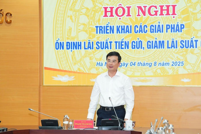 Ngân hàng Nhà nước họp với các ngân hàng về giảm lãi suất - Ảnh 1.