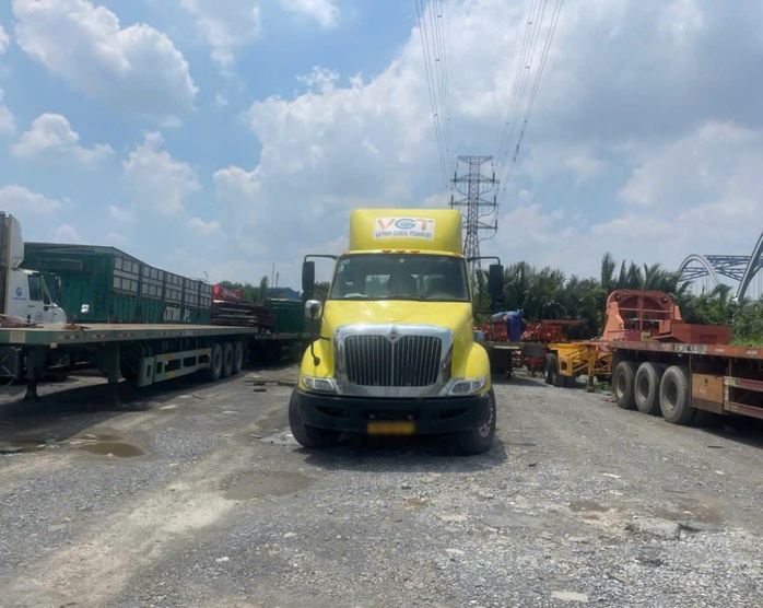 Tphcm phạt tài xế lạng lách đánh võng gần 46 triệu đồng vì buồn chuyện gia đình - Ảnh 2.
