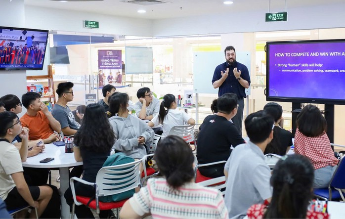 Nguy cơ giảm nhân lực biết tiếng Anh chuyên sâu- Ảnh 1.