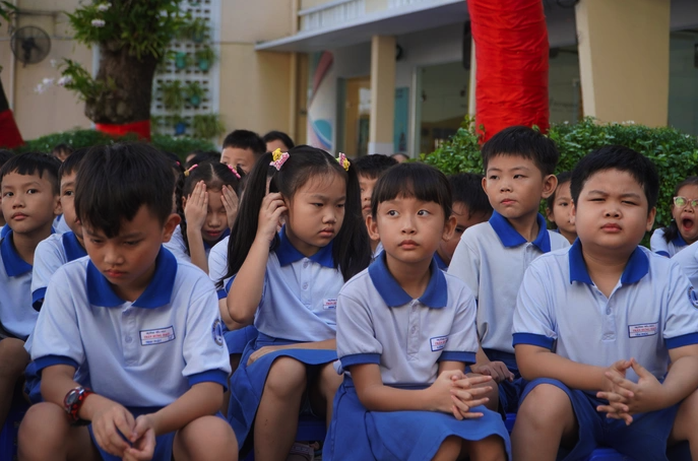 "Chốt" dạy học 2 buổi/ngày đối với giáo dục phổ thông - Ảnh 1.