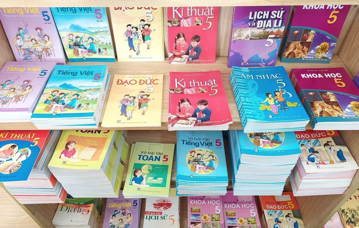 Ưu đãi, giảm giá sách giáo khoa- Ảnh 1. Ưu đãi, giảm giá sách giáo khoa- Ảnh 1.