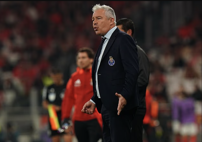 Jose Mourinho sốc nặng khi học trò cũ Jorge Costa đột ngột qua đời trên sân bóng- Ảnh 4.