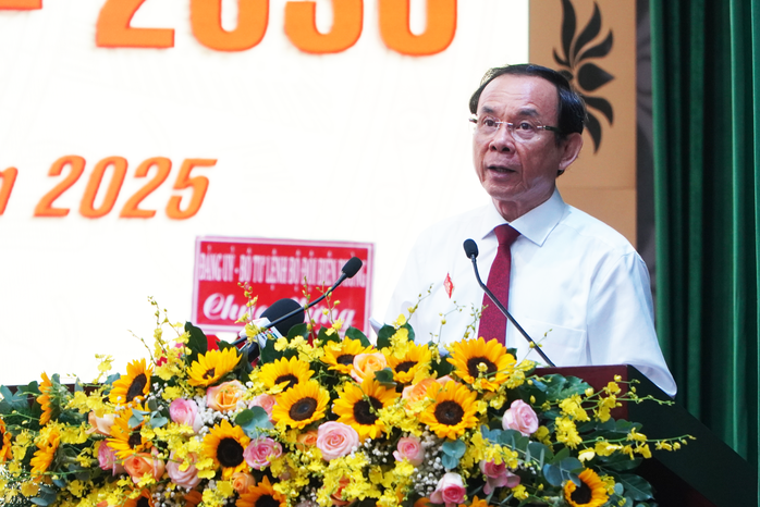 Bí thư Thành ủy TP HCM Nguyễn Văn Nên giữ chức Bí thư Đảng ủy Quân sự thành phố- Ảnh 5. Bí thư Thành ủy TP HCM Nguyễn Văn Nên giữ chức Bí thư Đảng ủy Quân sự thành phố- Ảnh 5.