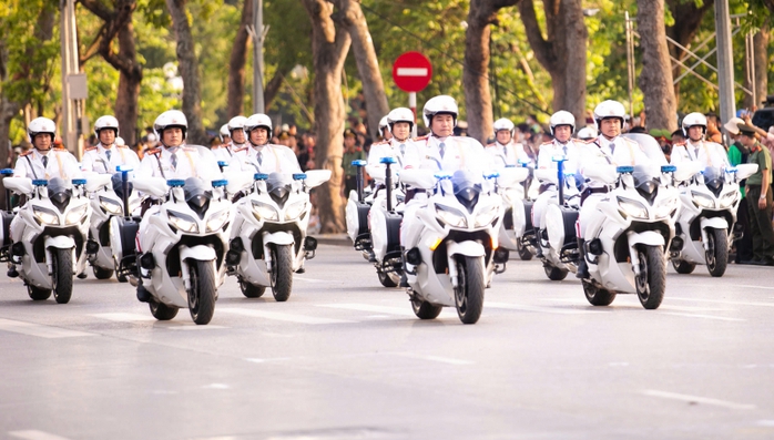 Hà Nội cấm hoàn toàn phương tiện trên nhiều tuyến phố trong 4 ngày- Ảnh 1. Hà Nội cấm hoàn toàn phương tiện trên nhiều tuyến phố trong 4 ngày- Ảnh 1.