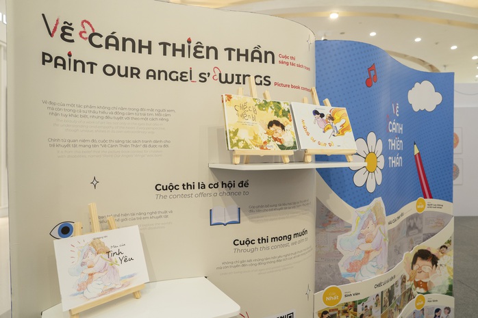 Chung tay “vẽ cánh thiên thần” cho trẻ em khuyết tật- Ảnh 1. Chung tay “vẽ cánh thiên thần” cho trẻ em khuyết tật- Ảnh 1.