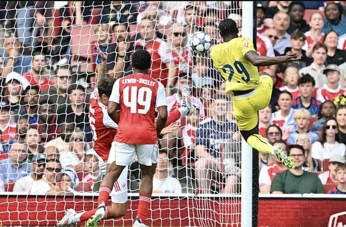 "Cố nhân" Ngoại hạng Anh gieo sầu, Arsenal bại trận ở Emirates- Ảnh 3. "Cố nhân" Ngoại hạng Anh gieo sầu, Arsenal bại trận ở Emirates- Ảnh 3.