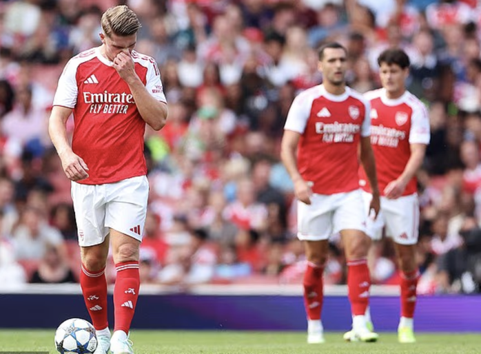 "Cố nhân" Ngoại hạng Anh gieo sầu, Arsenal bại trận ở Emirates- Ảnh 8. "Cố nhân" Ngoại hạng Anh gieo sầu, Arsenal bại trận ở Emirates- Ảnh 8.