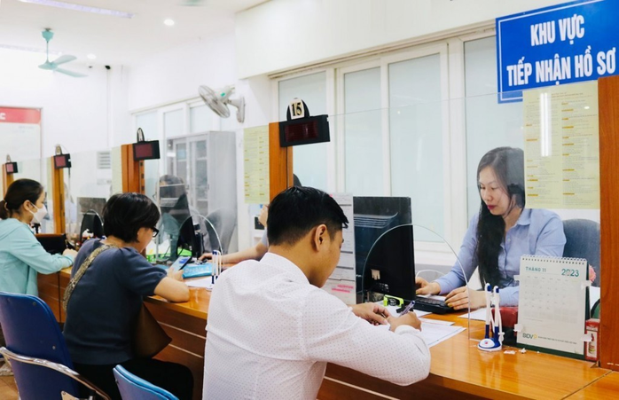 Người lao động nào phải tham gia bảo hiểm thất nghiệp?- Ảnh 1.