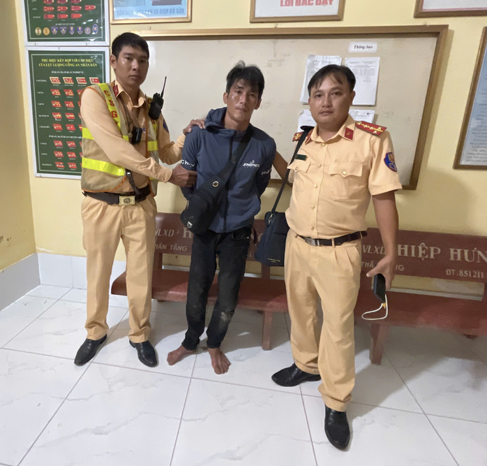 Cần Thơ bắt đối tượng giết người cướp tài sản bị truy tìm từ Gia Lai - Ảnh 1. Cần Thơ bắt đối tượng giết người cướp tài sản bị truy tìm từ Gia Lai - Ảnh 1.