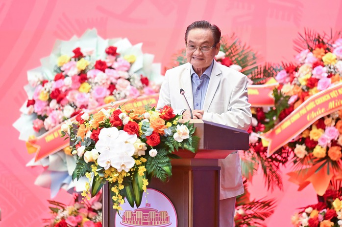 TS Trần Du Lịch: Thị trường bất động sản hiện nay như máy bay chỉ có hạng thương gia- Ảnh 3. TS Trần Du Lịch: Thị trường bất động sản hiện nay như máy bay chỉ có hạng thương gia- Ảnh 3.