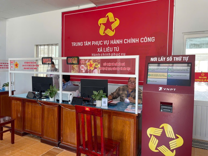 Cần Thơ: Trải nghiệm làm thủ tục hành chính "sướng như khách VIP" vì xã trang ghế massage - Ảnh 1. Cần Thơ: Trải nghiệm làm thủ tục hành chính "sướng như khách VIP" vì xã trang ghế massage - Ảnh 1.