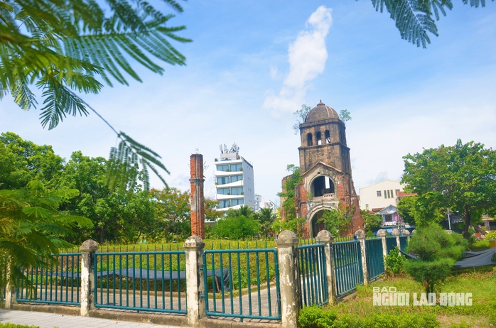 Có hay không chuyện "400 TNXP Thanh Hóa hy sinh tại Nhà thờ Tam Tòa"?- Ảnh 2. Có hay không chuyện "400 TNXP Thanh Hóa hy sinh tại Nhà thờ Tam Tòa"?- Ảnh 2.
