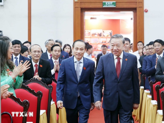 Tổng Bí thư Tô Lâm tham dự Đại hội đại biểu Đảng bộ Văn phòng Trung ương Đảng 2025 - 2030 - Ảnh 1. Tổng Bí thư Tô Lâm tham dự Đại hội đại biểu Đảng bộ Văn phòng Trung ương Đảng 2025 - 2030 - Ảnh 1.