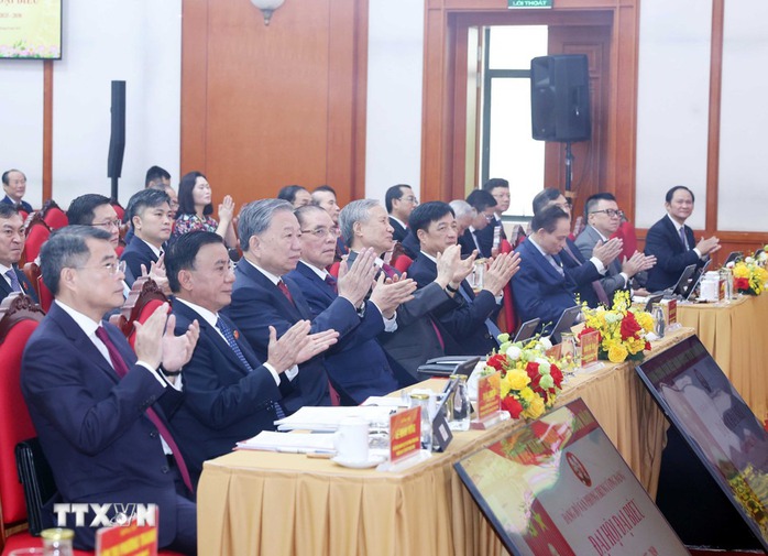 Tổng Bí thư Tô Lâm tham dự Đại hội đại biểu Đảng bộ Văn phòng Trung ương Đảng 2025 - 2030 - Ảnh 2. Tổng Bí thư Tô Lâm tham dự Đại hội đại biểu Đảng bộ Văn phòng Trung ương Đảng 2025 - 2030 - Ảnh 2.