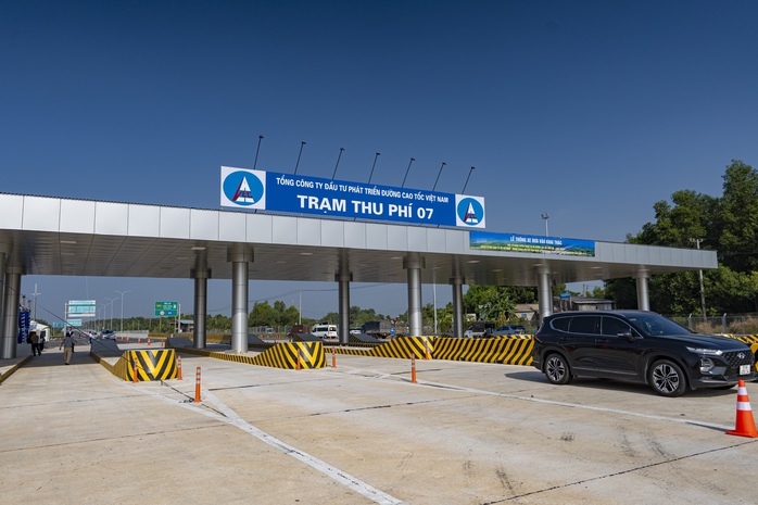 Chi tiết mức thu phí trên cao tốc Bến Lức - Long Thành từ ngày 10-8- Ảnh 1. Chi tiết mức thu phí trên cao tốc Bến Lức - Long Thành từ ngày 10-8- Ảnh 1.