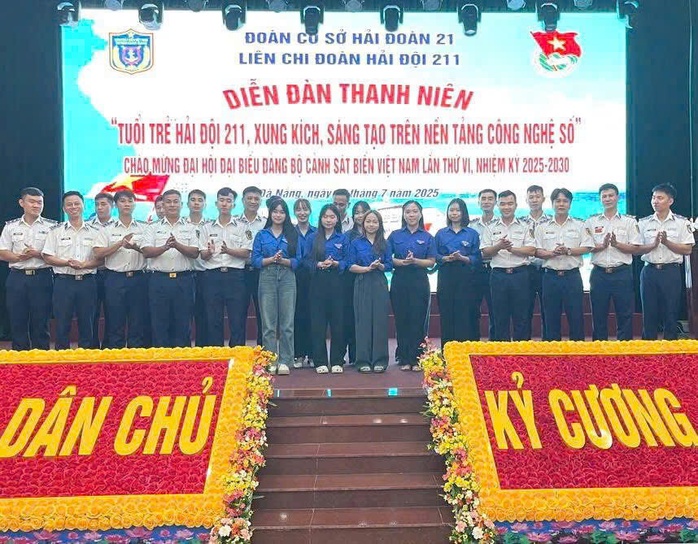 Hải đội 211 thi đua lập thành tích chào mừng sự kiện trọng đại- Ảnh 2. Hải đội 211 thi đua lập thành tích chào mừng sự kiện trọng đại- Ảnh 2.