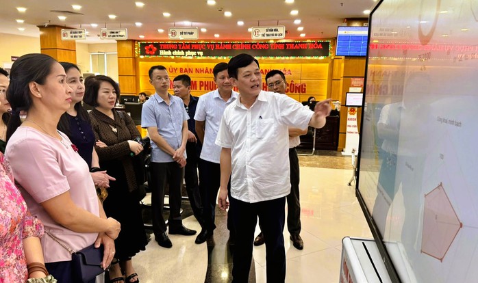 Trung tâm Phục vụ Hành chính công tỉnh Thanh Hóa có tân giám đốc- Ảnh 2.