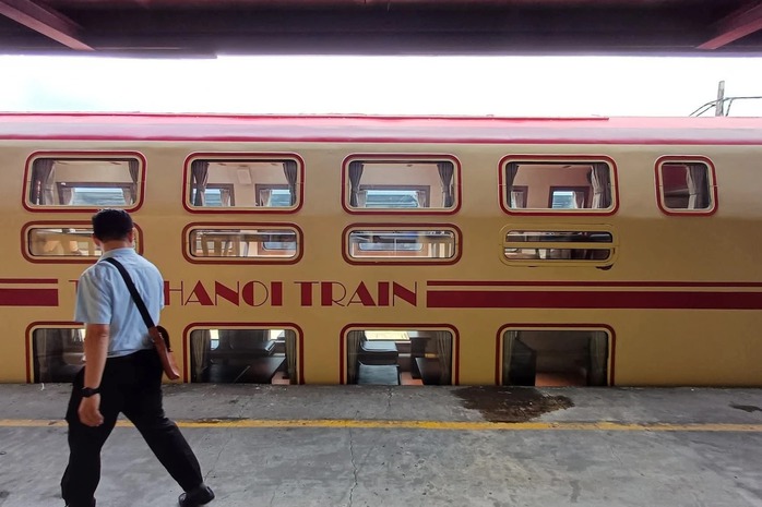 Từ 19-8, du khách sẽ được trải nghiệm đoàn tàu độc, lạ The Hanoi Train lần đầu xuất hiện ở Việt Nam- Ảnh 1.