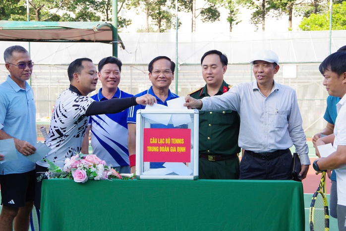 CLB Tennis Trung Đoàn Gia Định: Khi trái tim lan tỏa yêu thương cùng những đường bóng - Ảnh 15.