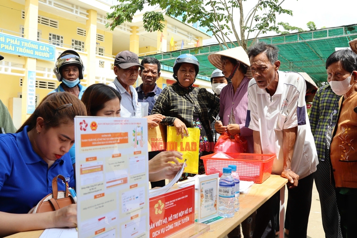 Một xã ở Cần Thơ làm điều đặc biệt vào 2 ngày cuối tuần - Ảnh 1.