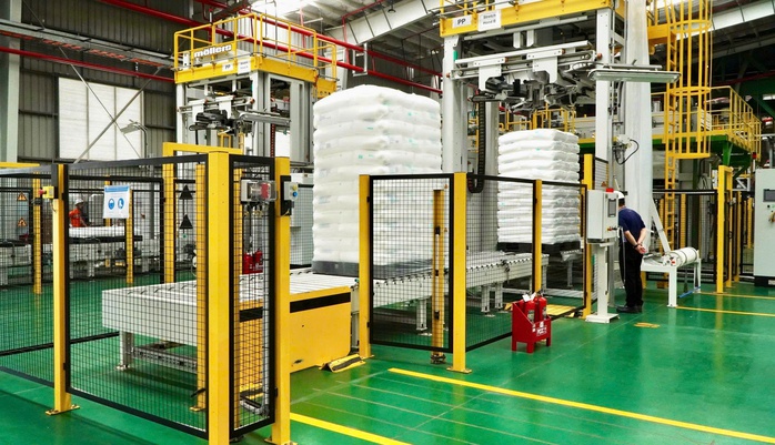 Cú hích từ tổ hợp hóa dầu tỉ đô- Ảnh 1. Cú hích từ tổ hợp hóa dầu tỉ đô- Ảnh 1.