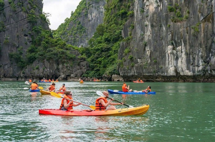 Văn hóa Việt Nam trong kỷ nguyên toàn cầu hóa: Hành trình thấm đẫm nhân văn - Ảnh 3. Văn hóa Việt Nam trong kỷ nguyên toàn cầu hóa: Hành trình thấm đẫm nhân văn - Ảnh 3.