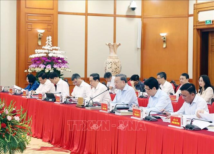Tổng Bí thư Tô Lâm: Cần có chính sách huy động nguồn lực tư nhân tham gia dự án hạ tầng trọng yếu - Ảnh 1. Tổng Bí thư Tô Lâm: Cần có chính sách huy động nguồn lực tư nhân tham gia dự án hạ tầng trọng yếu - Ảnh 1.
