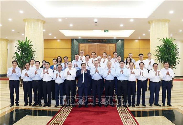 Tổng Bí thư Tô Lâm: Cần có chính sách huy động nguồn lực tư nhân tham gia dự án hạ tầng trọng yếu - Ảnh 4. Tổng Bí thư Tô Lâm: Cần có chính sách huy động nguồn lực tư nhân tham gia dự án hạ tầng trọng yếu - Ảnh 4.