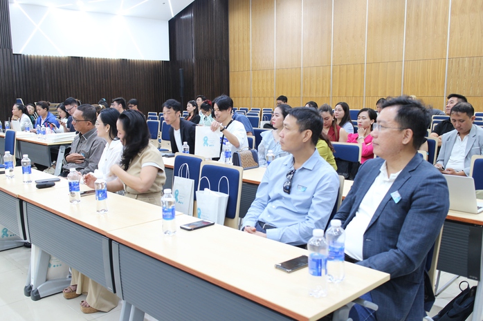 AI không thể thay thế bác sĩ mà giúp làm việc tốt hơn- Ảnh 1. AI không thể thay thế bác sĩ mà giúp làm việc tốt hơn- Ảnh 1.