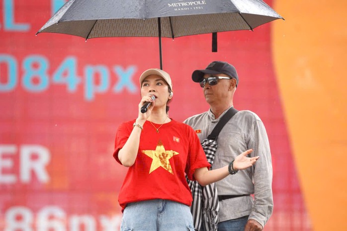 Diễn viên - vệ sĩ Tùng Yuki lên tiếng về mối quan hệ ca sĩ Mỹ Tâm- Ảnh 3. Diễn viên - vệ sĩ Tùng Yuki lên tiếng về mối quan hệ ca sĩ Mỹ Tâm- Ảnh 3.