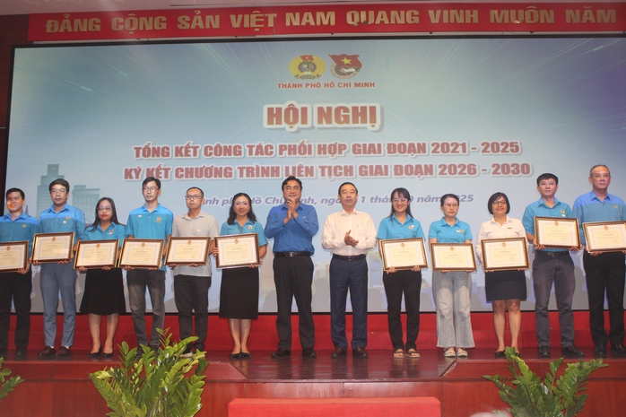 Hàng ngàn tỉ đồng tiếp sức thanh niên công nhân trong 5 năm qua - Ảnh 4.