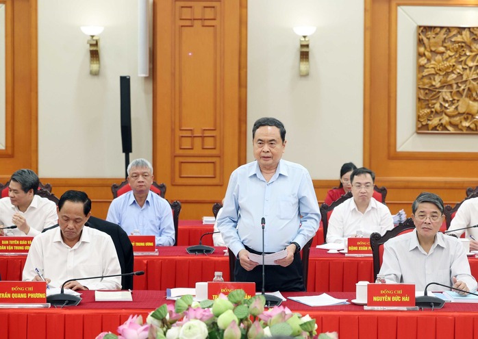 Bộ Chính trị cho ý kiến về phương án nhân sự trình Đại hội Đảng bộ Quốc hội- Ảnh 3.