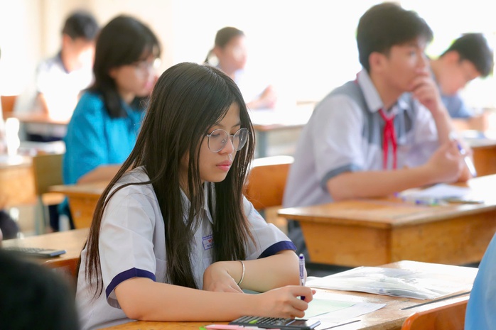 Sở GD-ĐT TP HCM: Sẽ quy định giờ tan học buổi chiều không trước 16 giờ 30 phút - Ảnh 1.