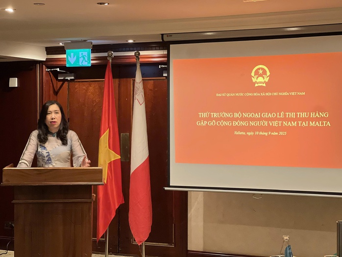 Thứ trưởng Ngọai giao Lê Thị Thu Hằng thăm cộng đồng người Việt tại Malta - Ảnh 1.